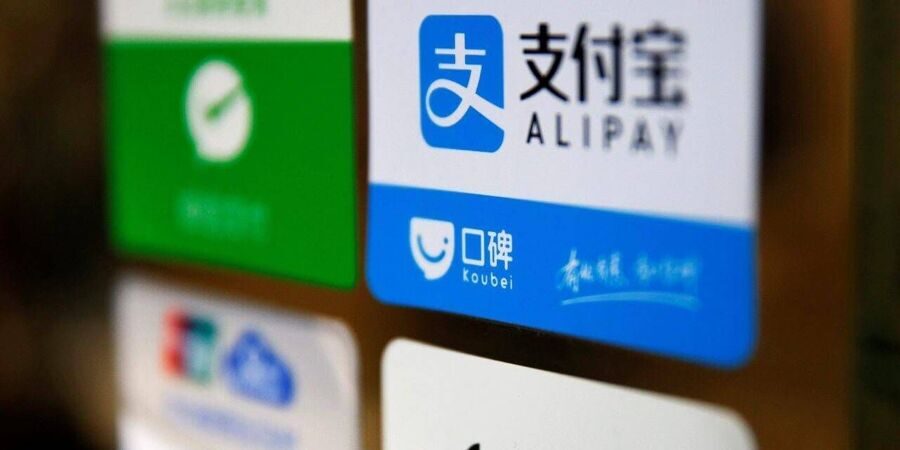 ЦБ начал переговоры с китайскими платежными системами WeChat и Alipay для их интеграции с национальными системами Uzcard и Humo