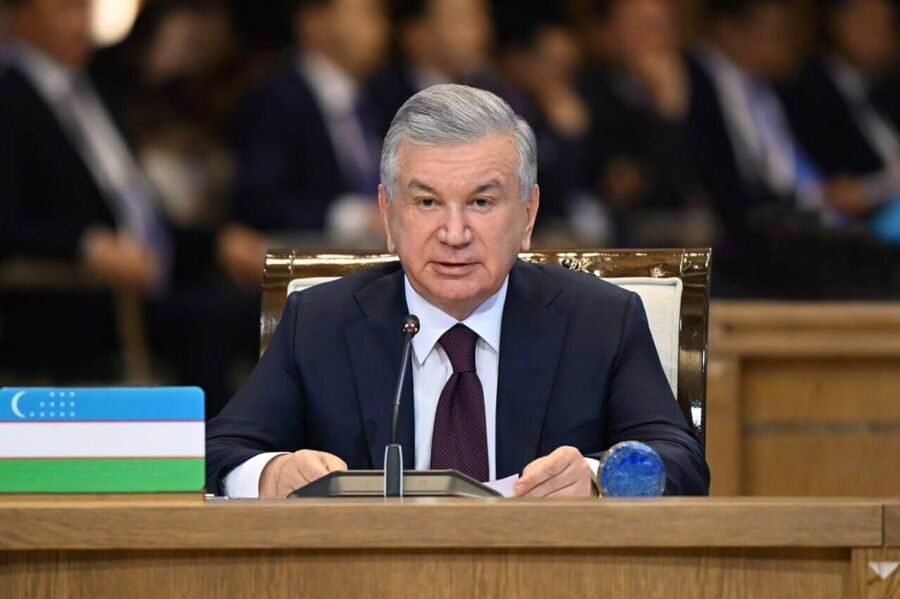 Президент Узбекистана выступил на форуме "Центральная Азия — Китай" в Астане