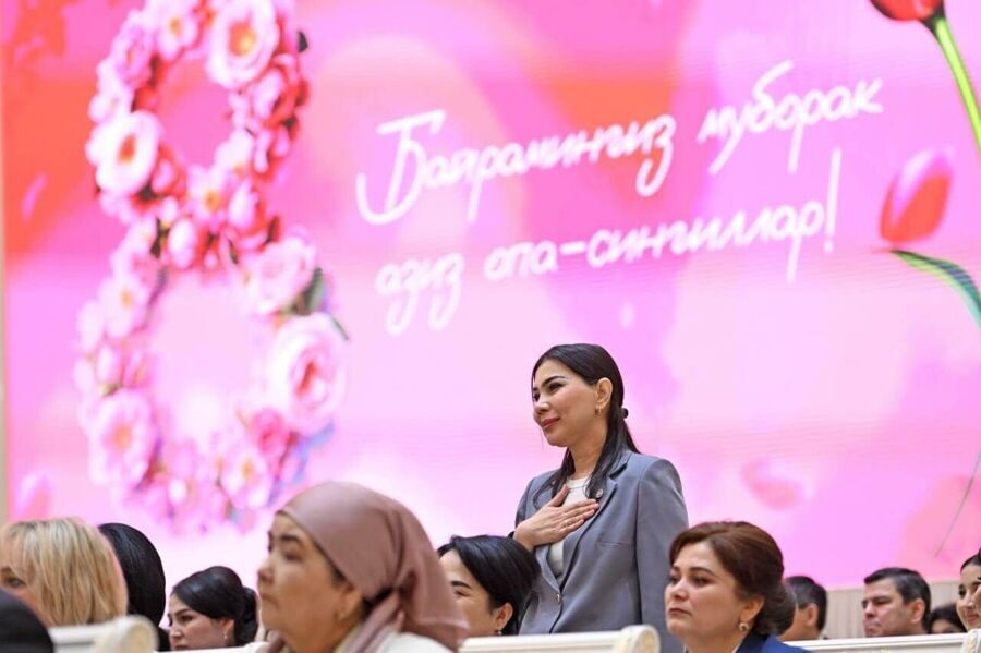 Торжественное мероприятие в Куксарое с участием Шавката Мирзиёева