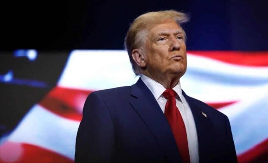 Дональд Трамп пригрозил Китаю дополнительными пошлинами в 50%, если Пекин не отменит ответные меры на тарифы США.