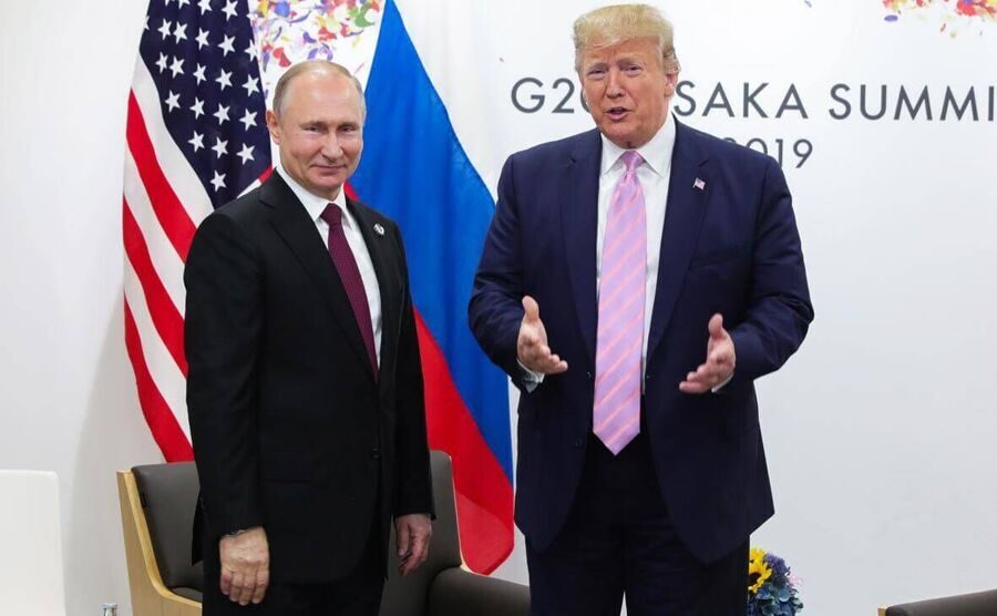 Путин и Трамп провели второй телефонный разговор