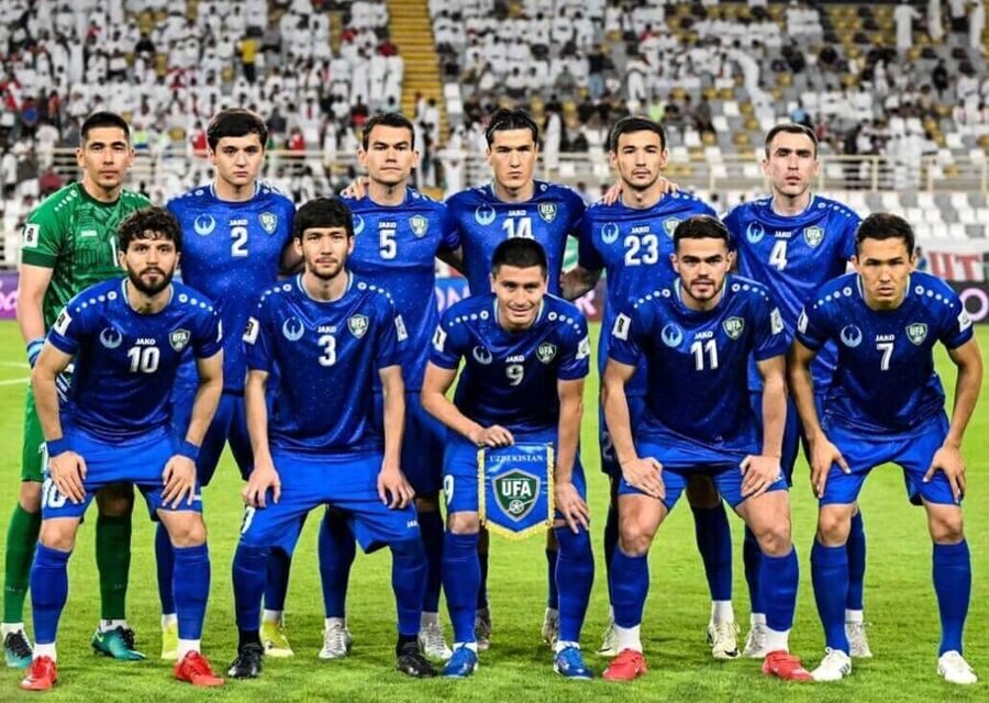 uzb-soccer-team.jpg