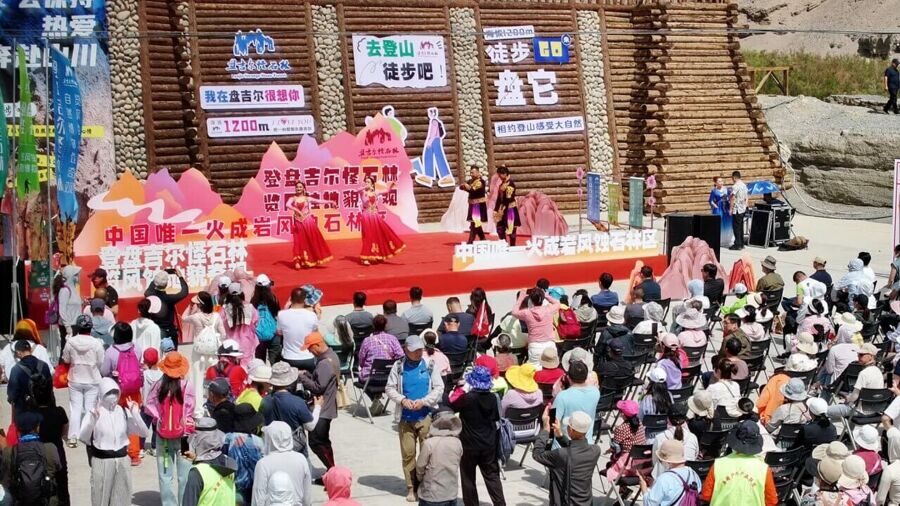 xinjiang-toksun-festival-2.jpg