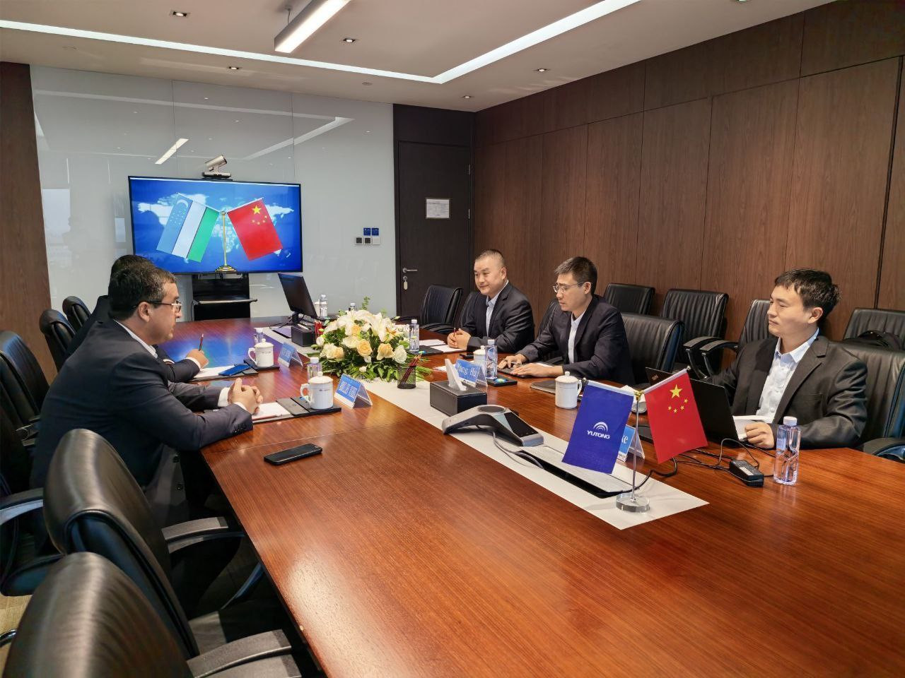 Samarqandga yangi elektrobuslar olib kelinadi
