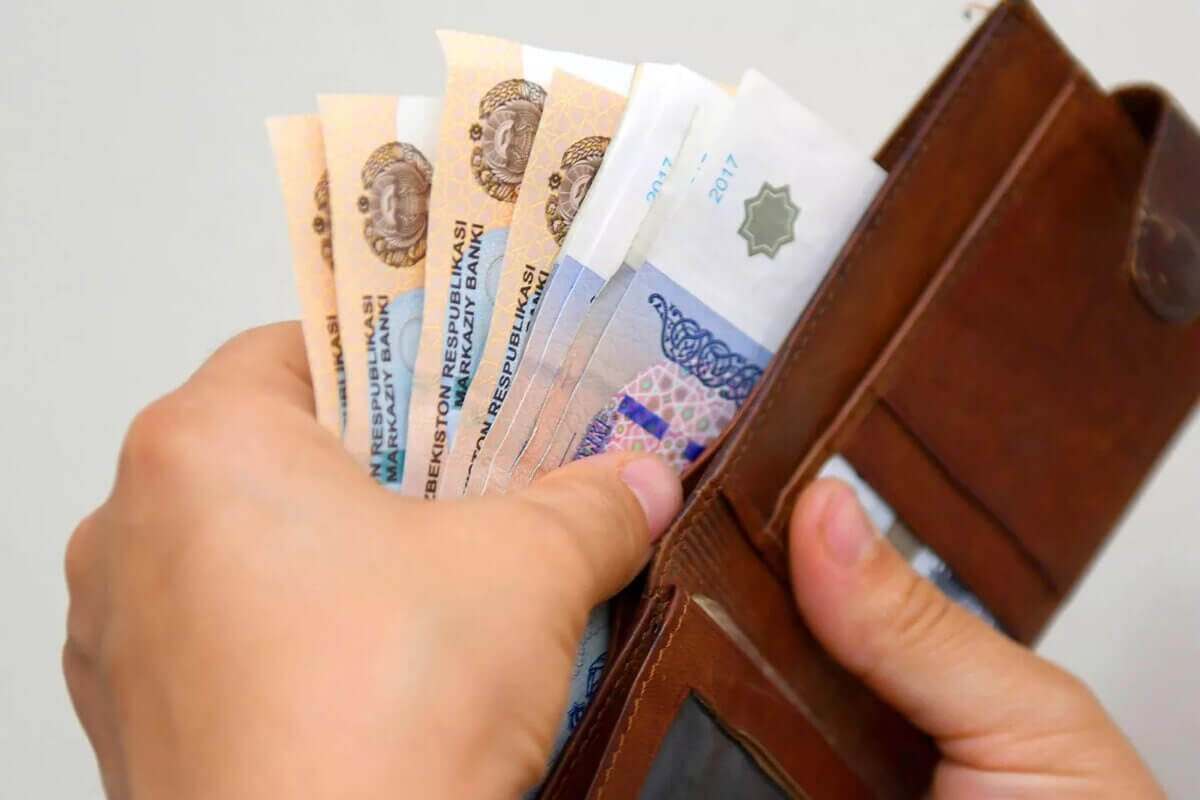 В каких сферах самые высокие зарплаты в Узбекистане?
