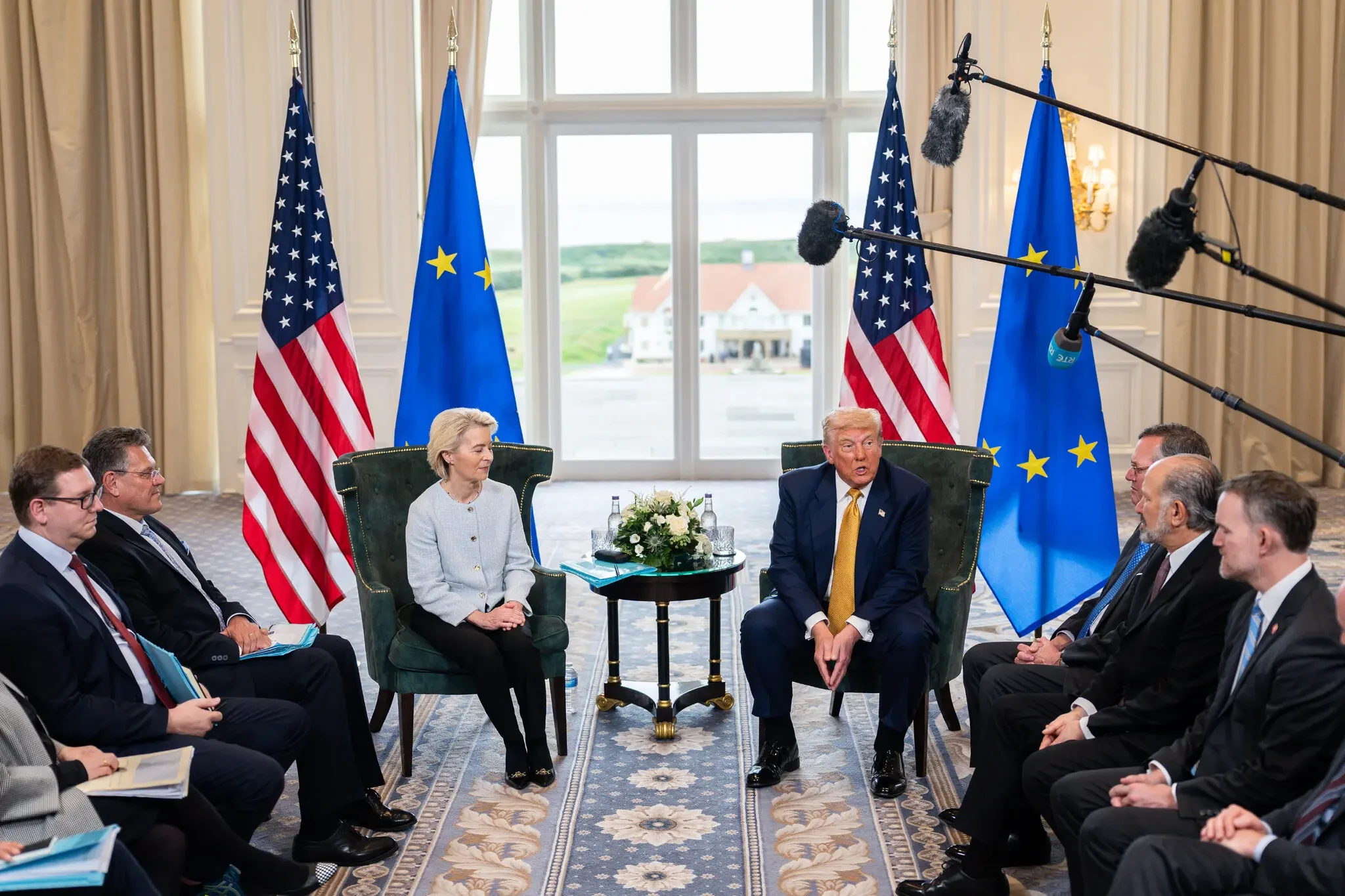 Сделка с США не спасла Европу от тарифного удара