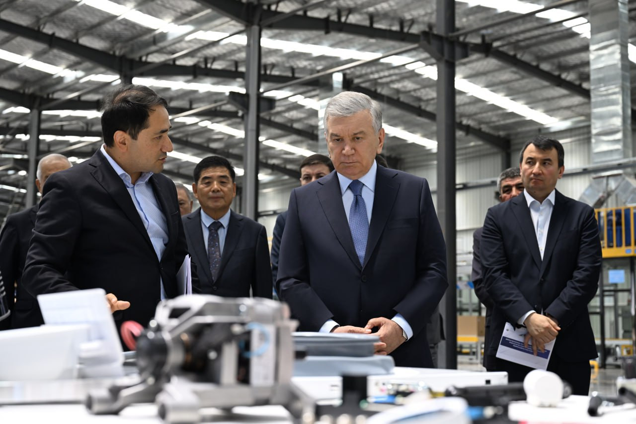 Prezident, Shavkat Mirziyoyev,