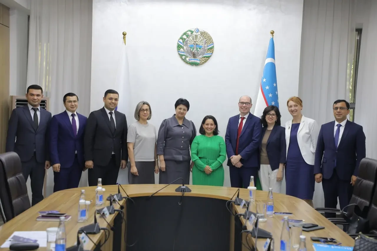 Maktabgacha va maktab ta'limi vaziri UNICEFning O‘zbekistondagi vakolatxonasi rahbari bilan uchrashdi