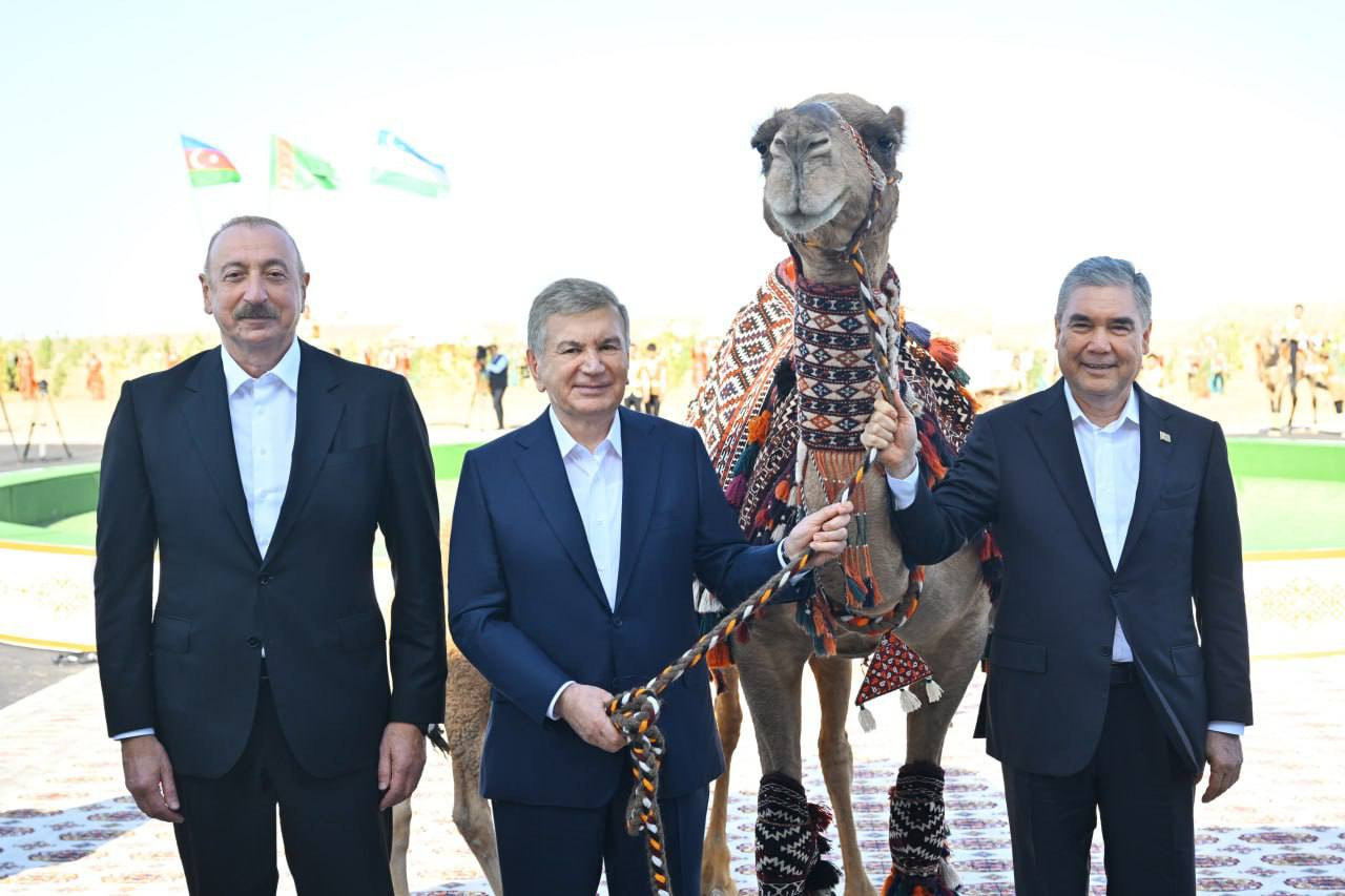 Prezidentlar "Galkinish" chavandozlar jamoasining chiqishlarini tomosha qildilar