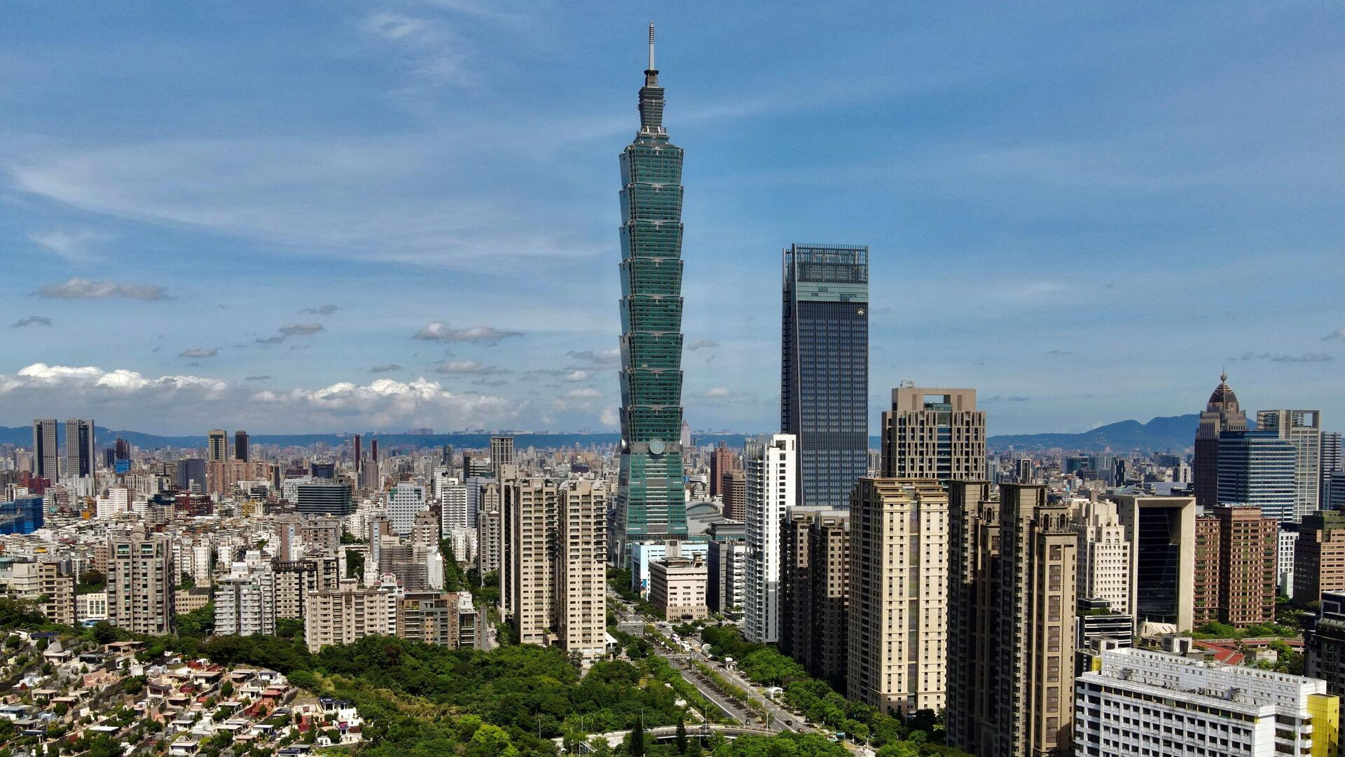 Китай выразил протест из-за визита японских парламентариев на Тайвань