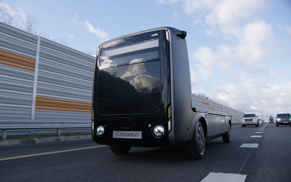 Казахстан готовит инфраструктуру для беспилотных грузовиков к 2027 году