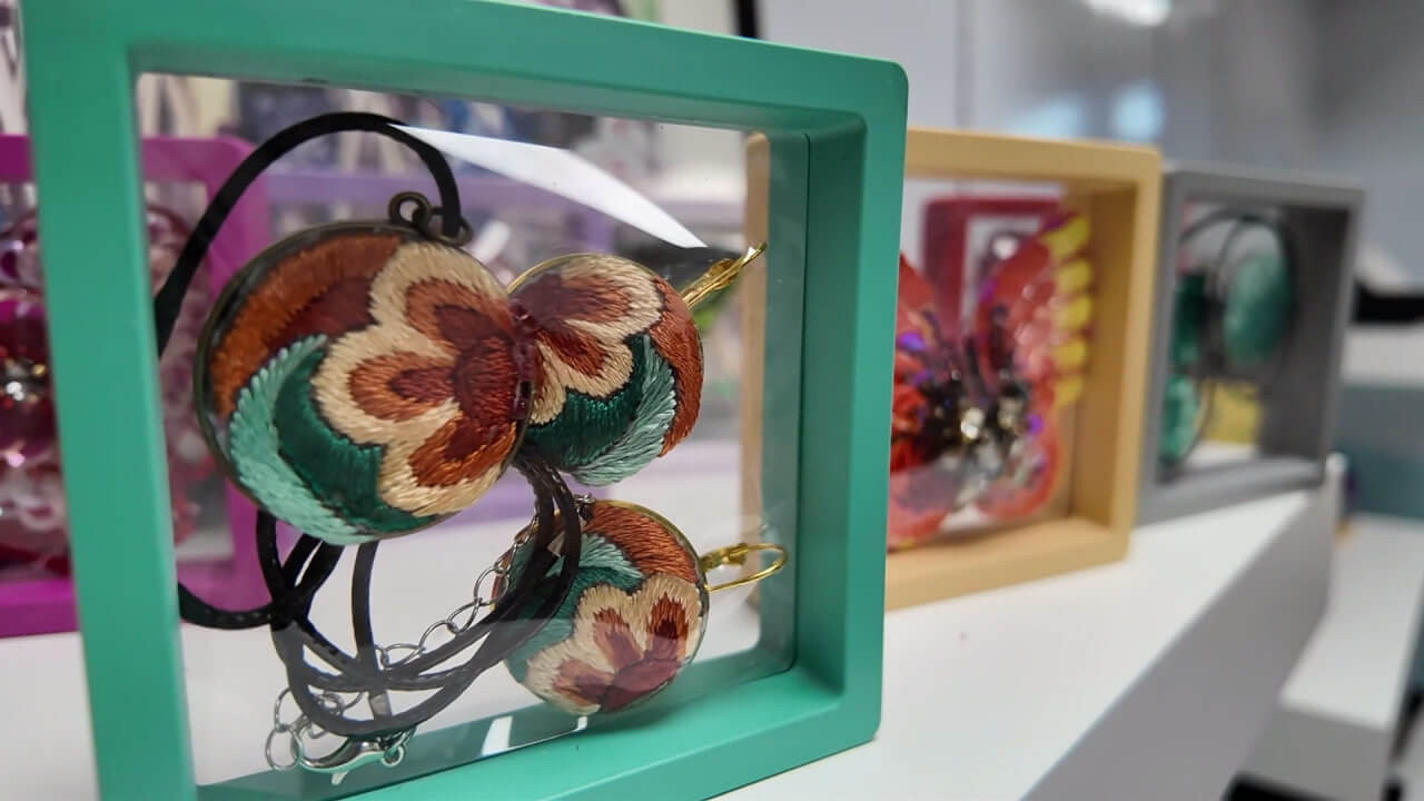 Цветение одной ветви