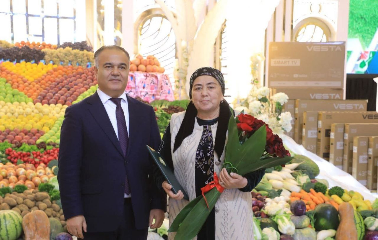 Samarqandda Qishloq xoʻjaligi xodimlari kuni munosabati bilan tantanali tadbir oʻtkazildi