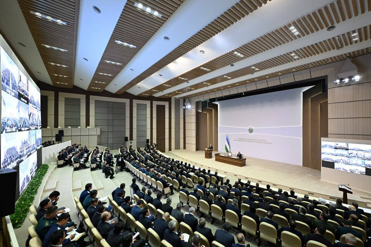 В Джизаке прошла внеочередная сессия Кенгаша