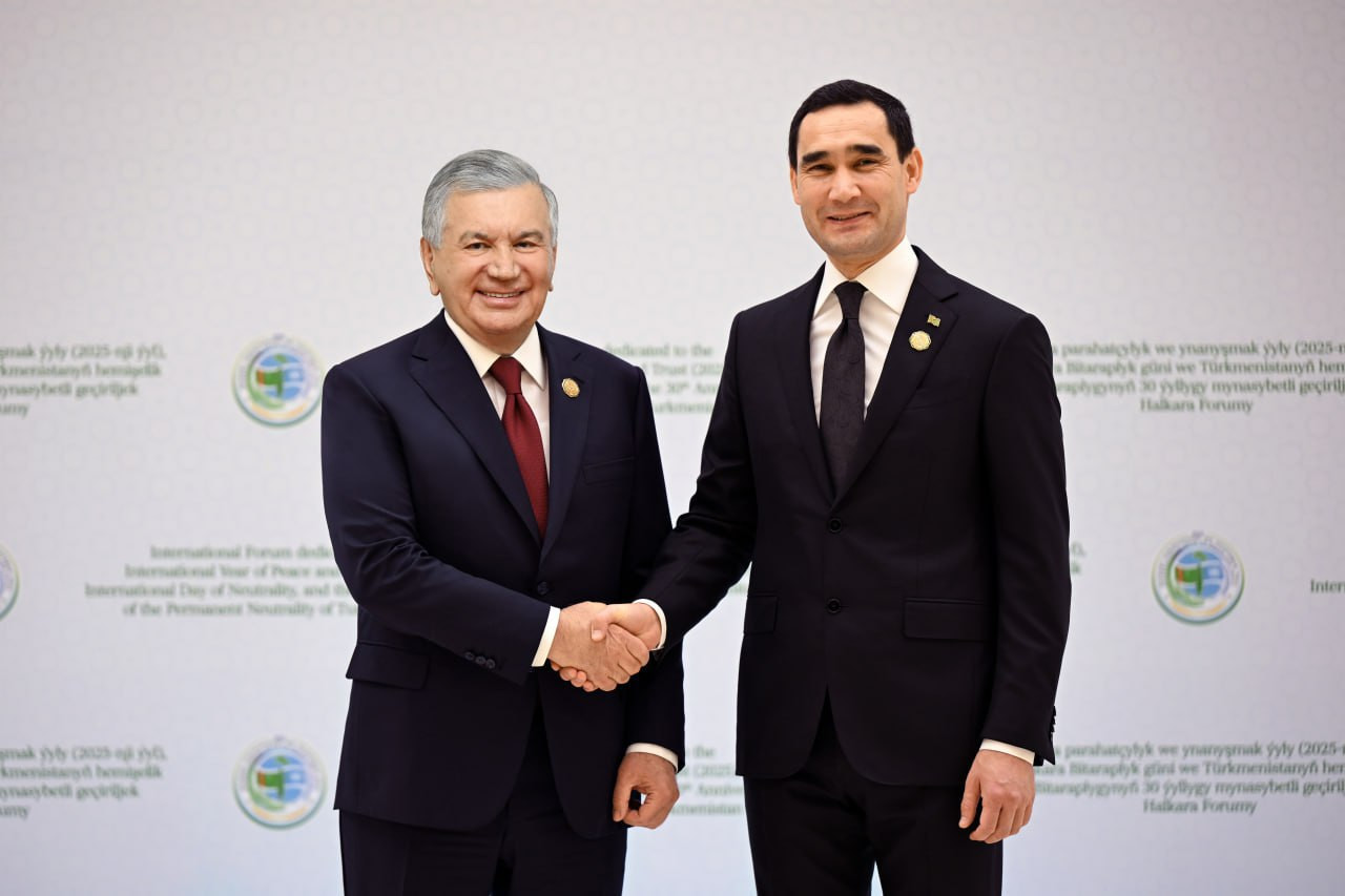 Президент Узбекистана выступил на международном форуме в Ашхабаде