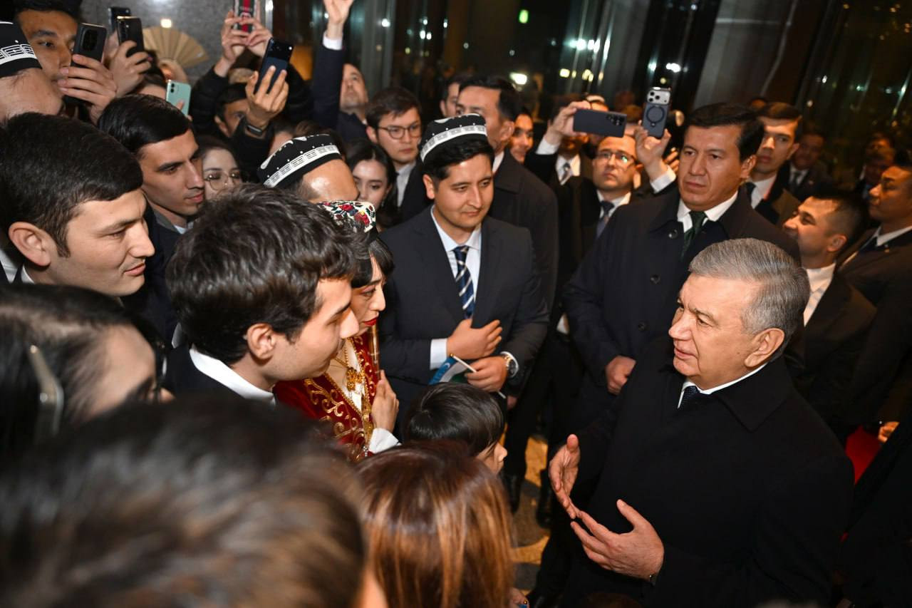 Oʻzbekiston Prezidenti Yaponiyadagi vatandoshlar bilan muloqot qildi