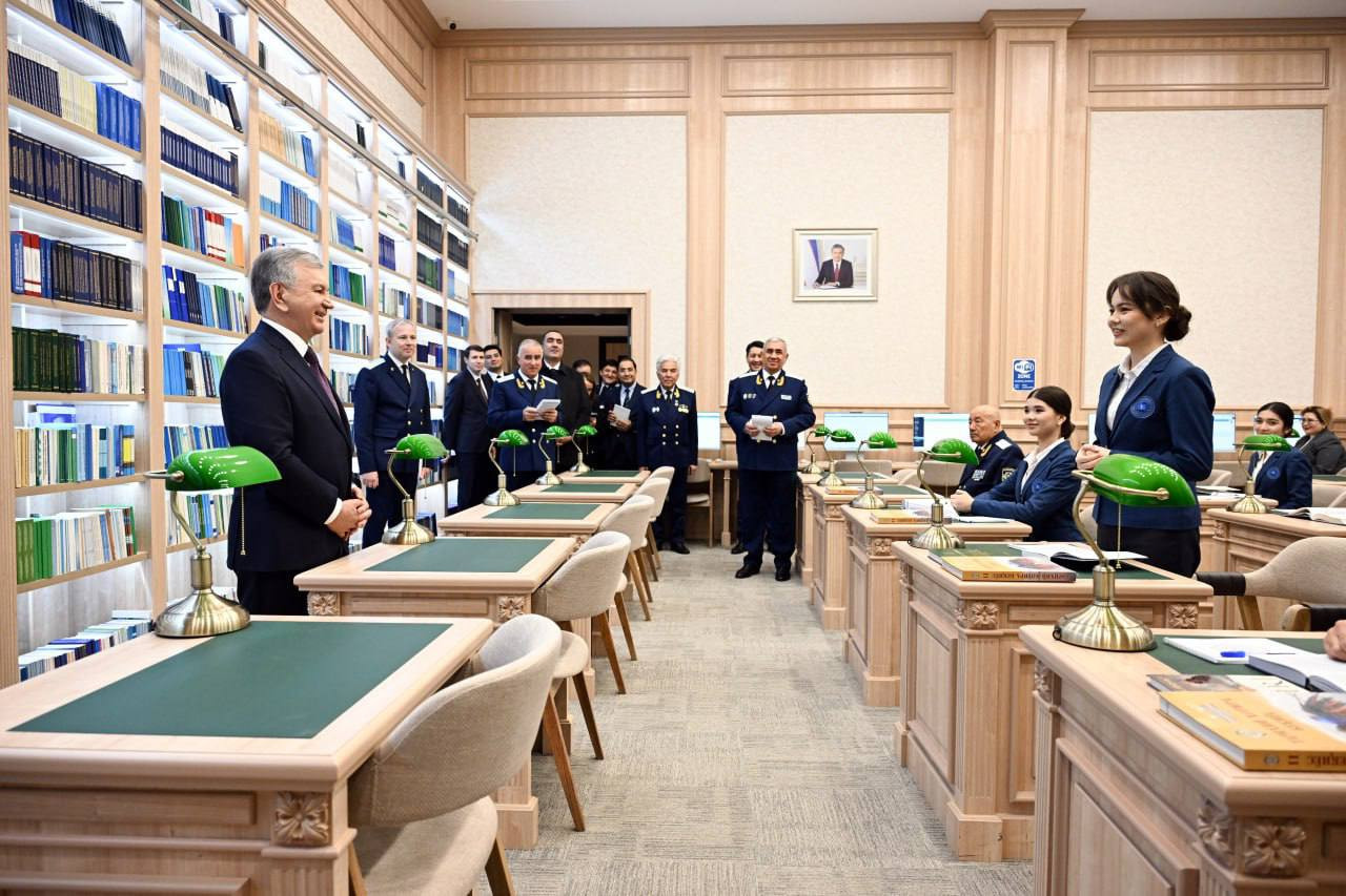 Prezidentimiz Huquqni muhofaza qilish akademiyasiga tashrif buyurdi