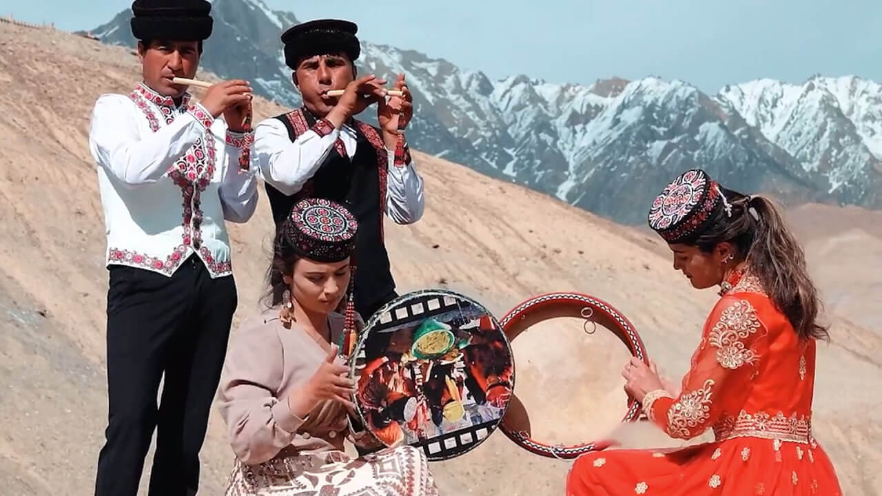 Yaylovdan teatr sahnasiga