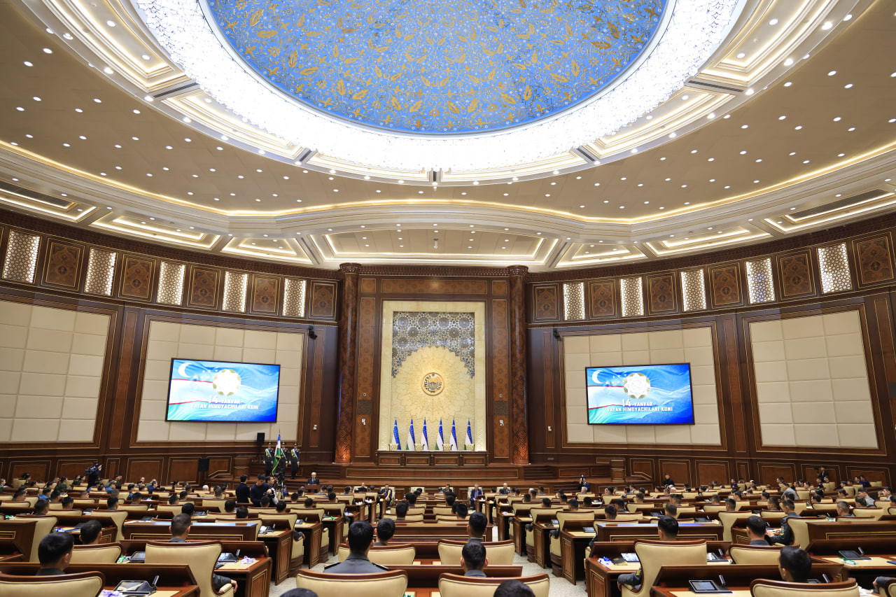 Oliy Majlis Senatida 14-yanvar – Vatan himoyachilari kuniga bag‘ishlangan seminar o‘tkazildi