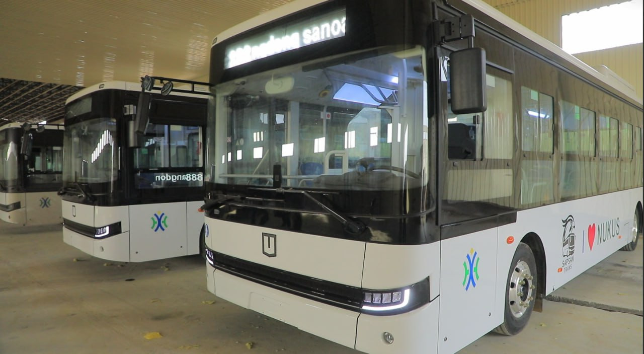 Nukusga dastlabki elektrobuslar yetib keldi