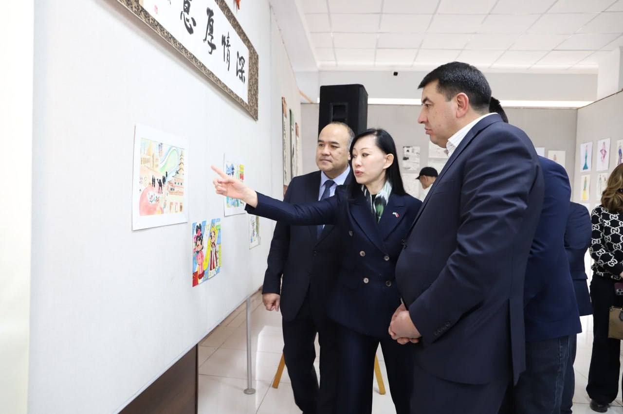 Fargʻonada “Oʻzbekistonda Xitoy sanʼati” yoshlar ijodiy koʻrgazmasi ochildi