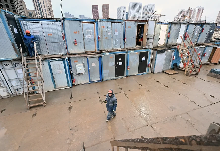 В России предлагают повысить финансовую нагрузку на трудовых мигрантов