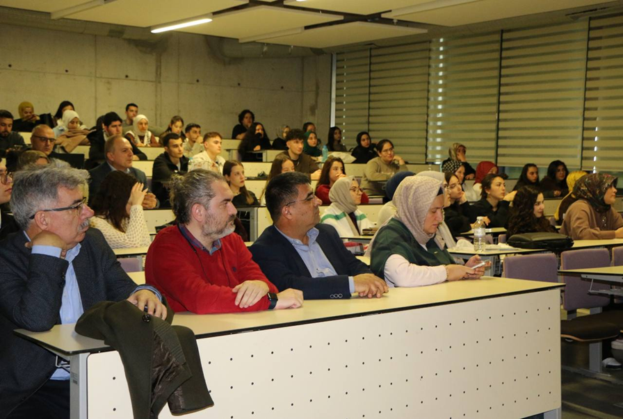 Alisher Navoiy merosi Turkiyada keng targʻib etilmoqda