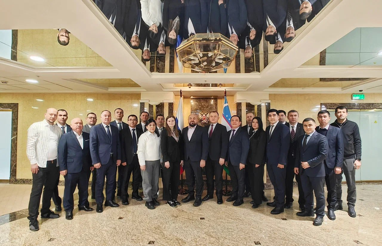 Делегация Налогового комитета Узбекистана изучает опыт ФНС России