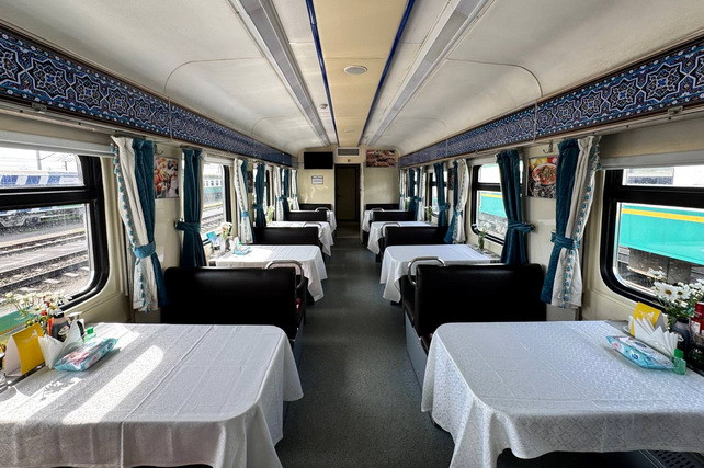 “Orient Silk Road Express” sayyohlik poyezdi Toshkentdan yo‘lga chiqdi