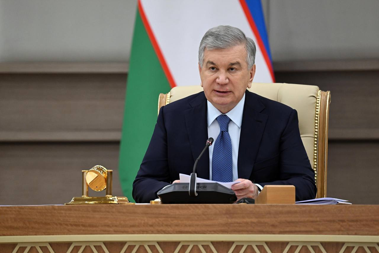 Prezident raisligida videoselektor yigʻilishi boshlandi