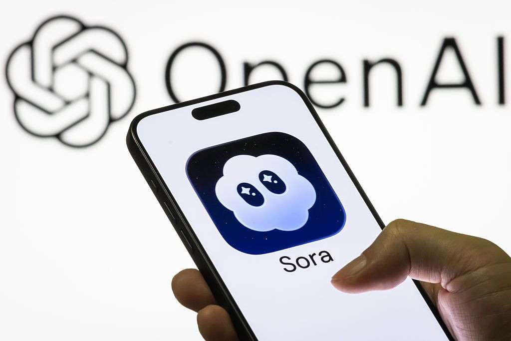 OpenAI закрывает нейросеть Sora для генерации видео