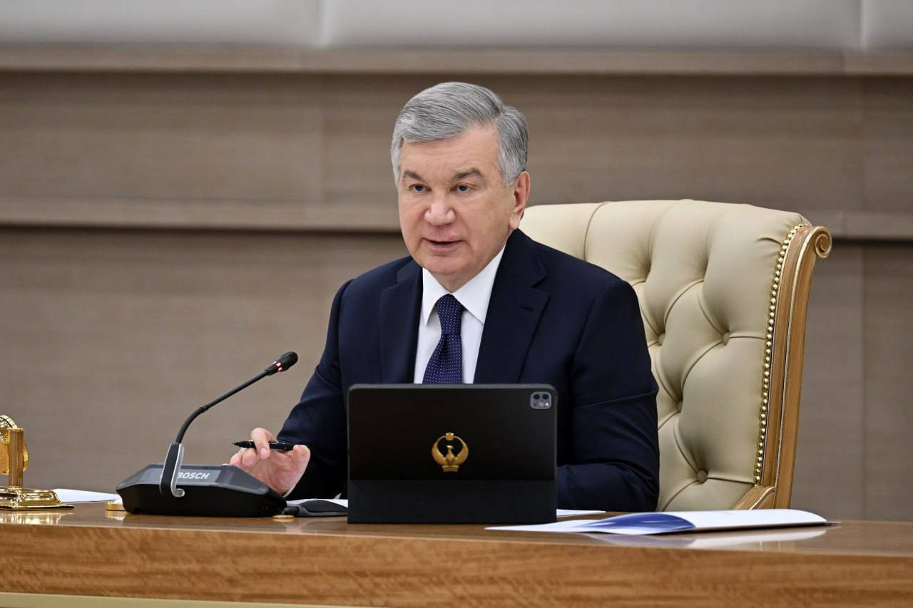 Шавкат Мирзиёев провел совещание по развитию фармацевтической отрасли и внедрению технологий