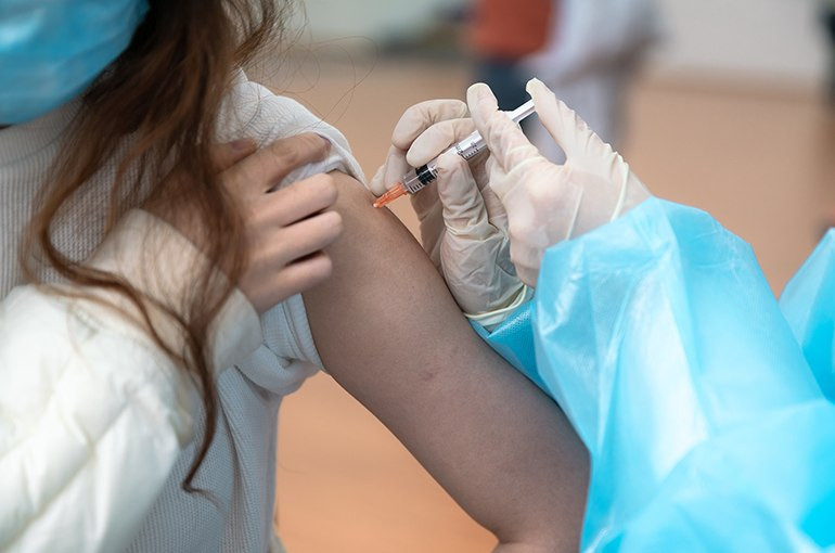 В Китае усиливают вакцинацию от кори из-за риска завозных случаев