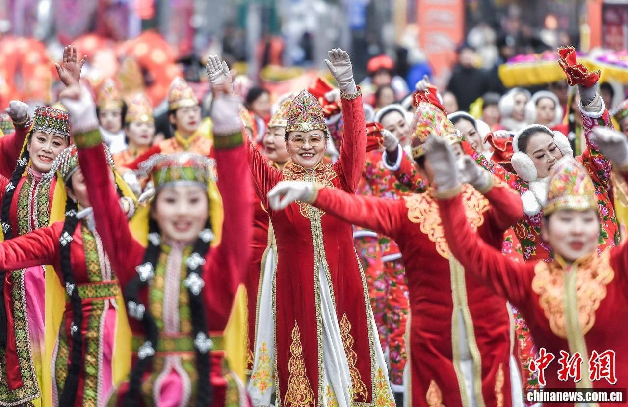 "Anor urug‘lari kabi bir-biriga yopishib qolish"