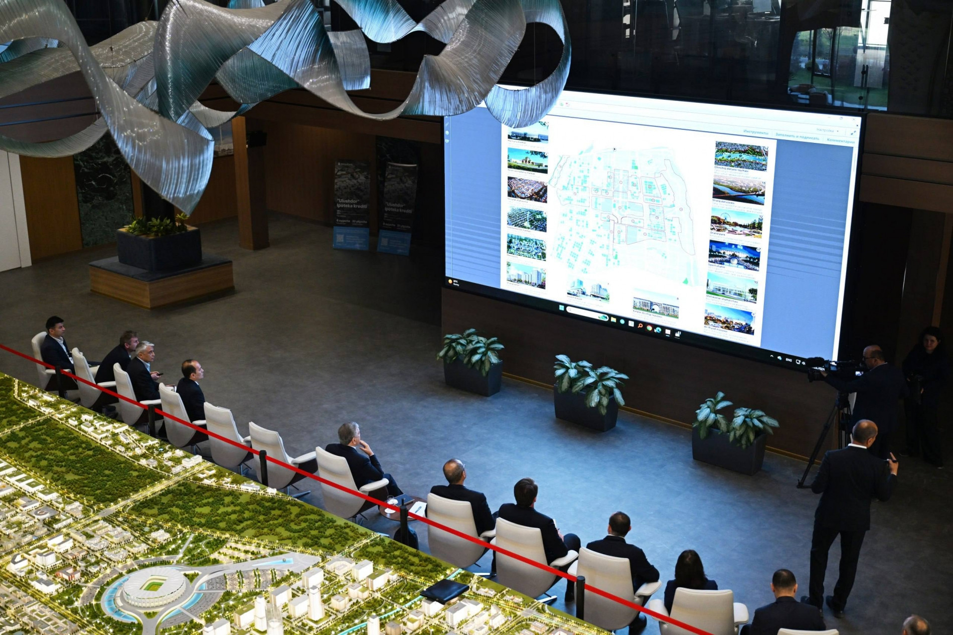 Президенту представили проект «Великий Шелковый путь» в Новом Ташкенте