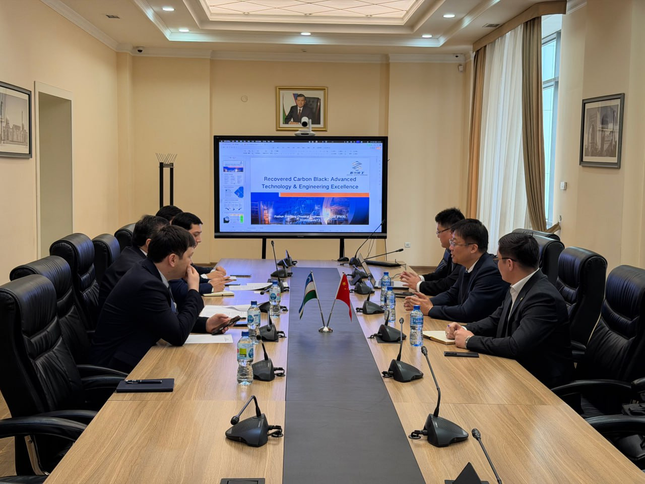 Узбекистан и Китай обсуждают проект по переработке шин