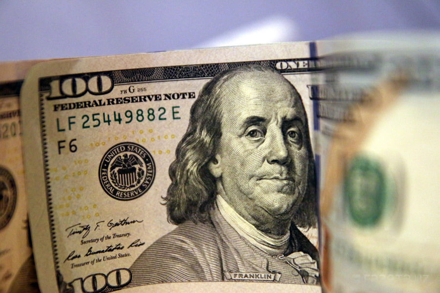 Dollar kursi sezilarli darajada oshdi