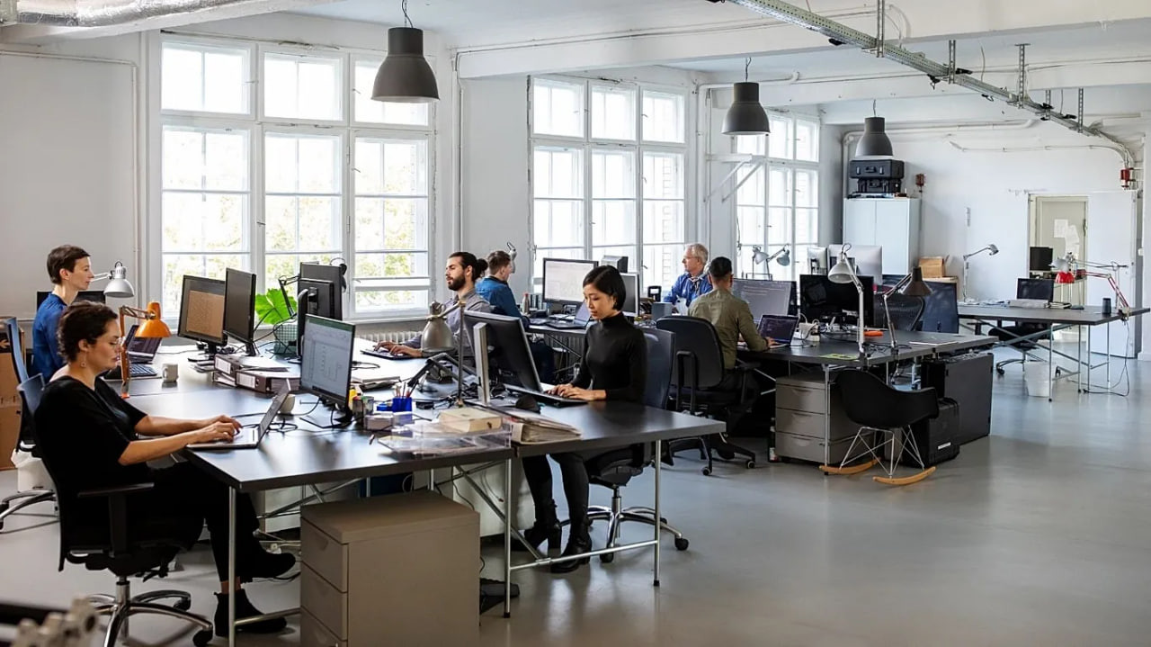 МОТ: психосоциальные риски на работе ежегодно уносят более 840 тысяч жизней