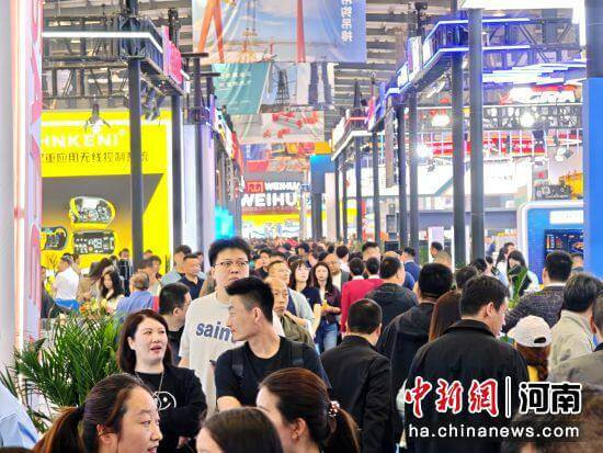 Выставка подъемной техники бьет рекорды посещаемости