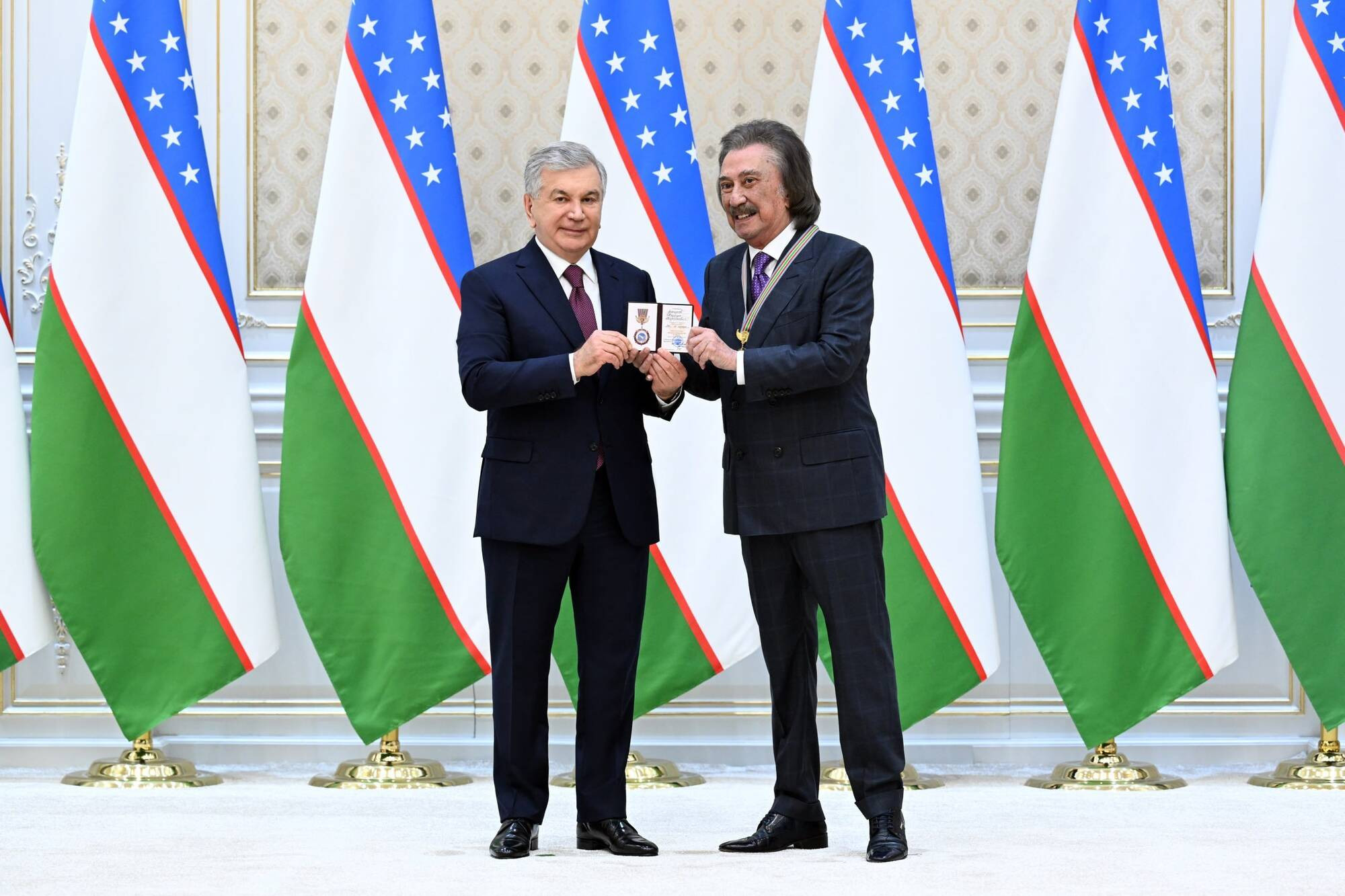 Oʻzbekiston xalq artisti Farrux Zokirov sharaflandi