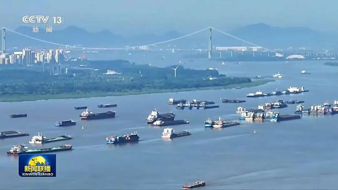 Китай проложит высокоскоростную железную дорогу под рекой Янцзы