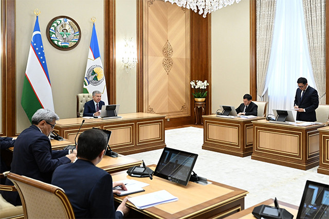 Mirziyoyev jamoat transporti islohotlarini tezlashtirishni buyurdi