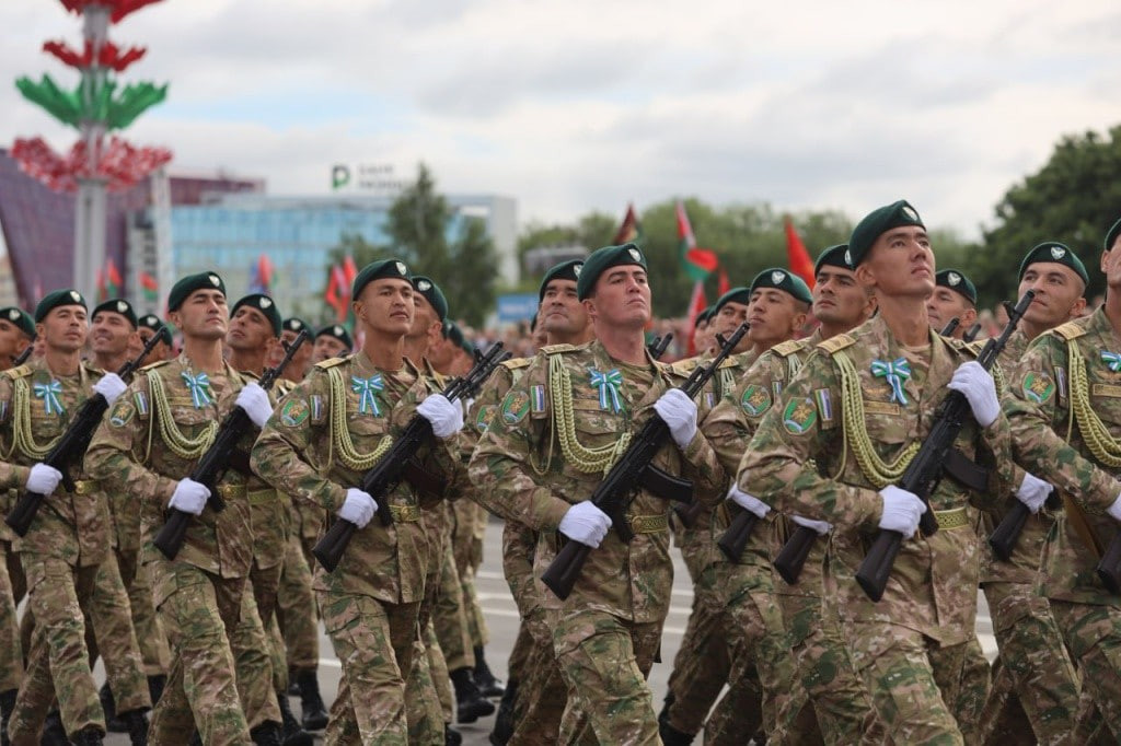 Военнослужащим Узбекистана могут предоставить новые льготы и соцгарантии