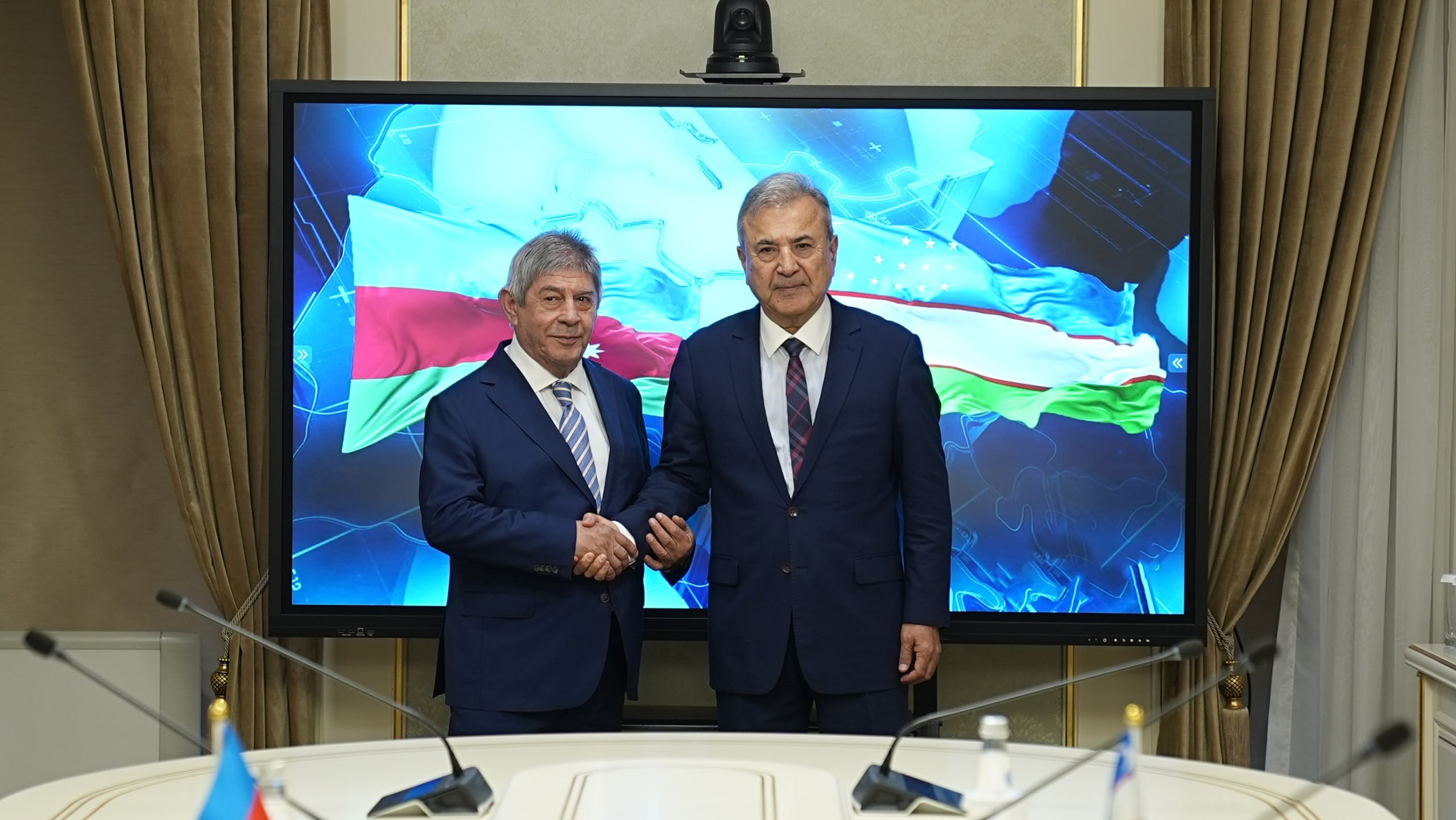 Senat Raisining birinchi oʻrinbosari Ozarbayjon elchisi bilan uchrashdi