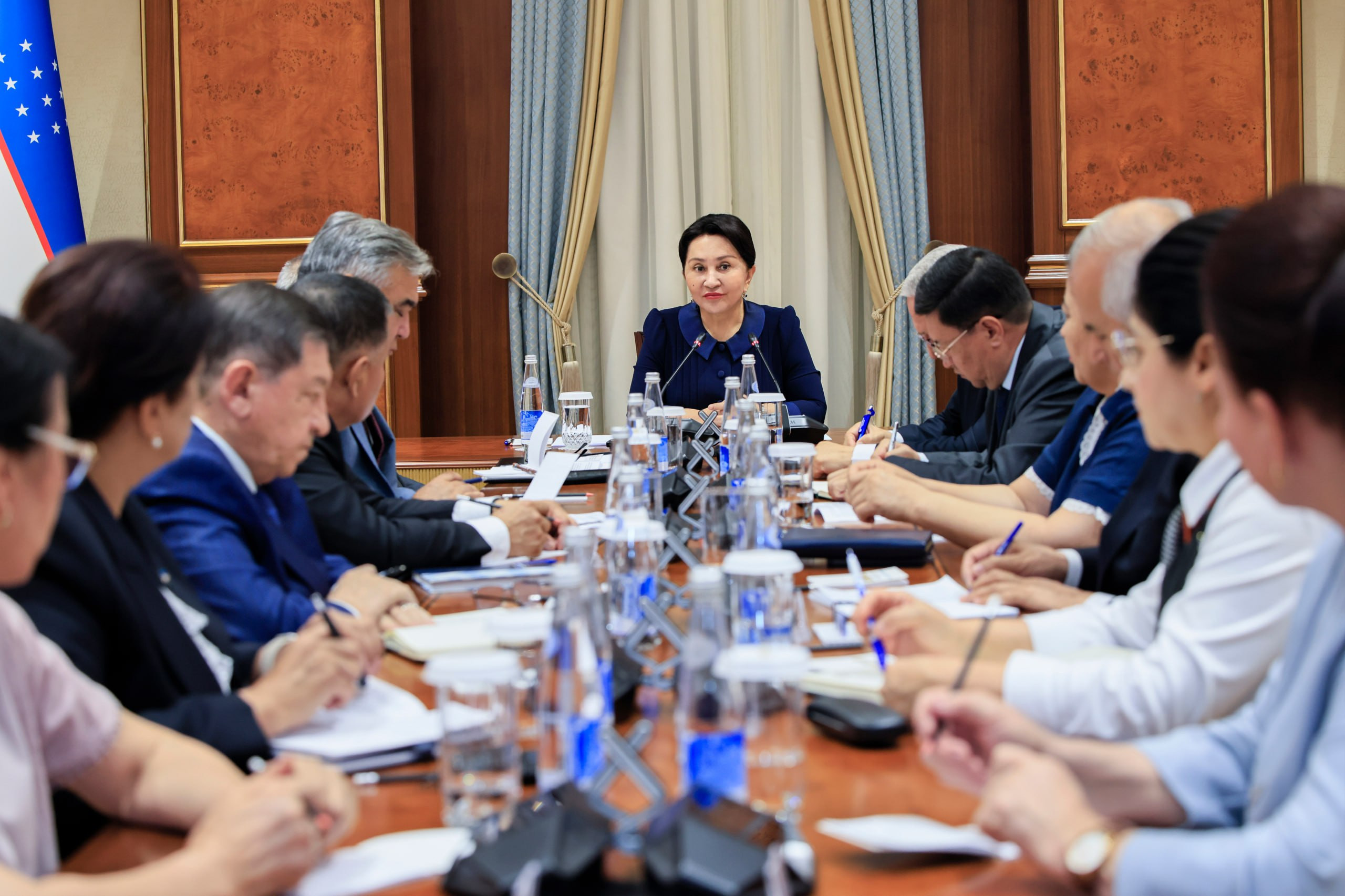 Ustuvor vazifalar ijrosini taʼminlashda parlament va deputatlik nazoratini kuchaytirish masalalari muhokama qilindi