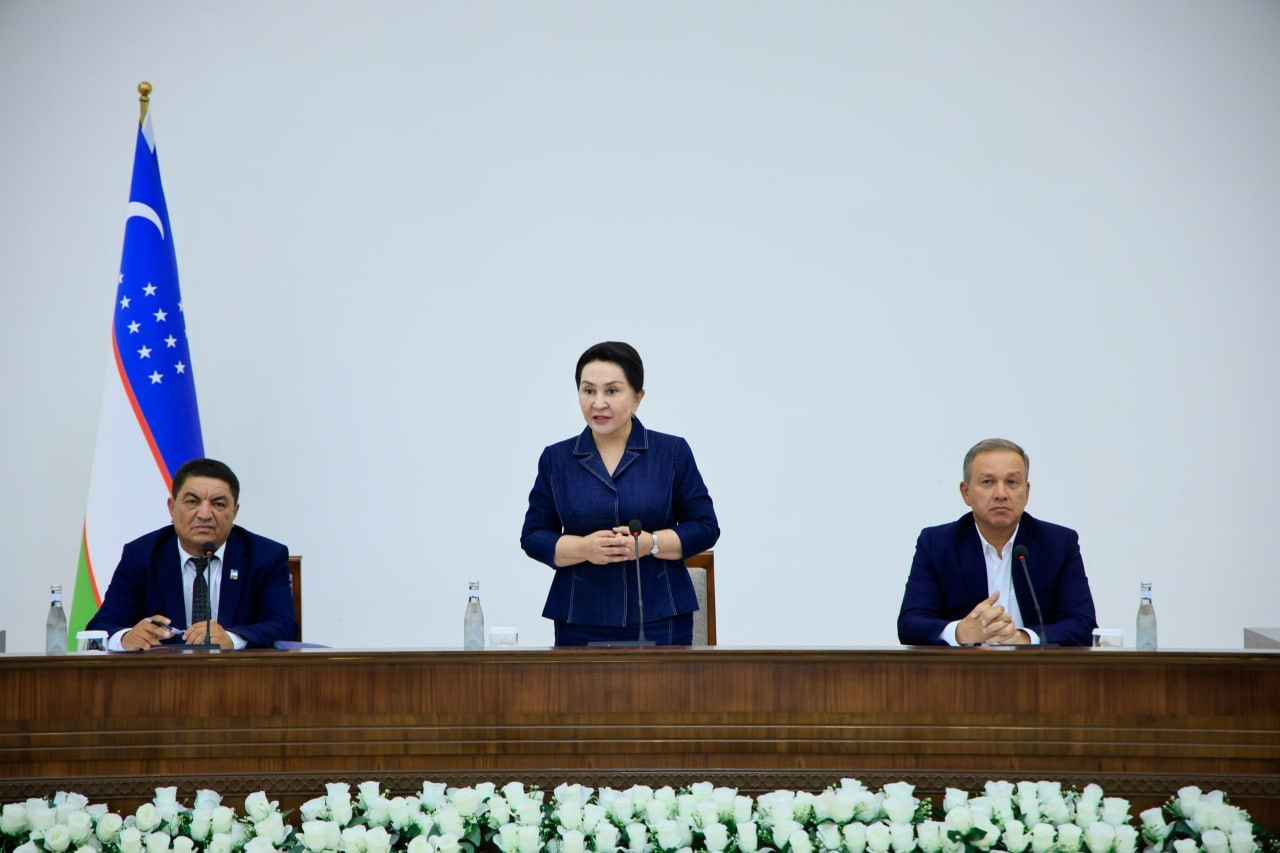 Navoiy viloyatida jinoyatchilik va korrupsiyaga qarshi kurashish masalalari muhokama qilindi