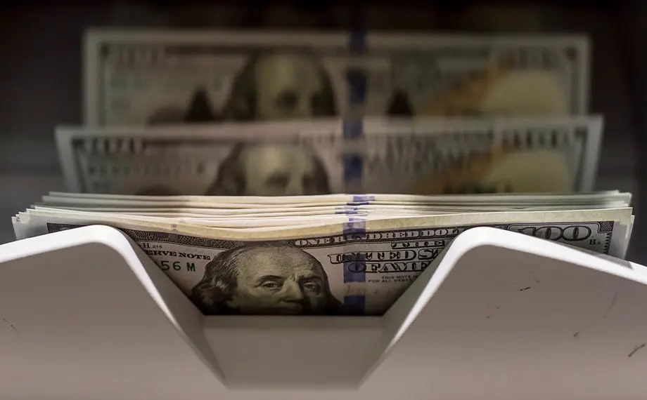 Dollar kursi sezilarli darajada arzonladi