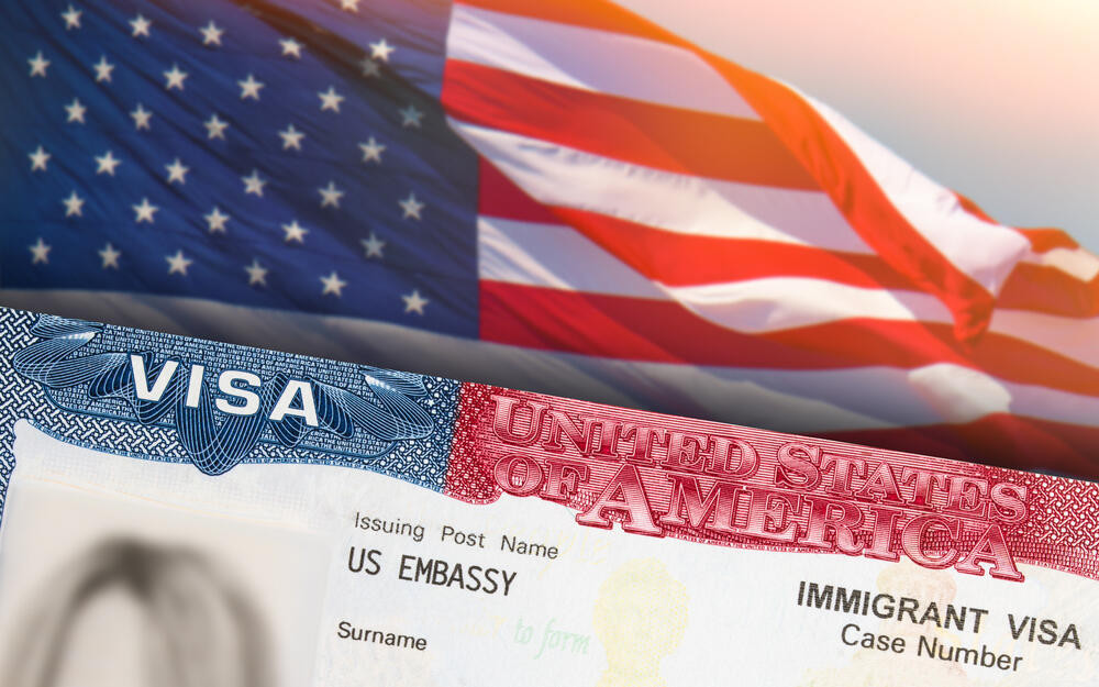 Суд в США отменил приостановку выдачи иммиграционных виз гражданам 75 стран