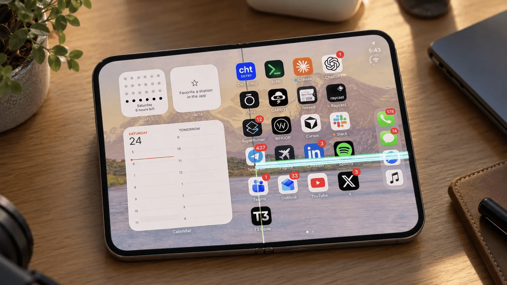 Владельцы складного iPhone Duo пожаловались на трещины экрана после нескольких дней использования