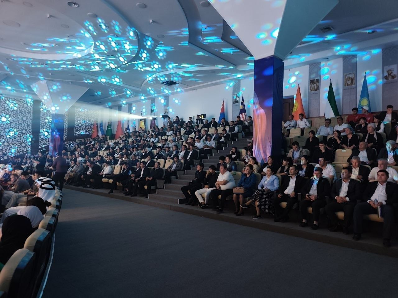 Samarqandda Ahmad al-Fargʻoniy nomidagi II xalqaro fizika olimpiadasi boshlandi